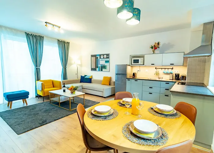 Feel Deluxe Corvin # Free Parking # Ac # Elevator 아파트 부다페스트