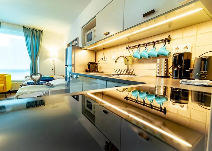 Feel Deluxe Corvin # Free Parking # Ac # Elevator 아파트 부다페스트