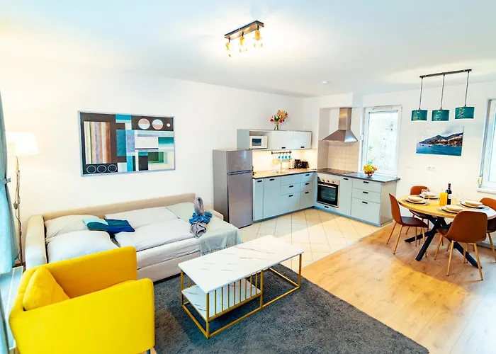 Feel Deluxe Corvin # Free Parking # Ac # Elevator *