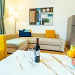 Feel Deluxe Corvin # Free Parking # Ac # Elevator Lejlighed