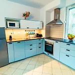 Feel Deluxe Corvin # Free Parking # Ac # Elevator * Budapest
