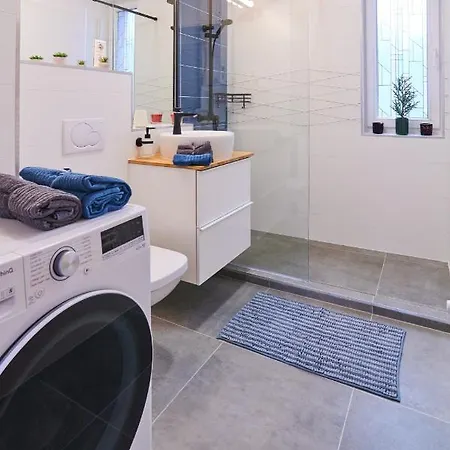 Apartman Feel Deluxe Corvin # Free Parking # Ac # Elevator