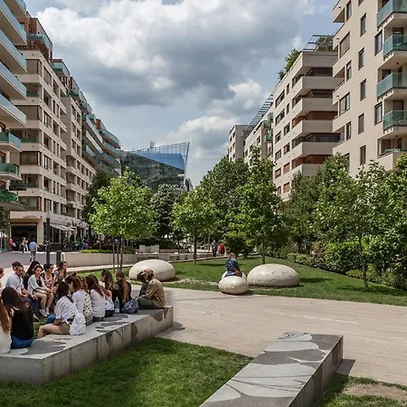 Feel Deluxe Corvin # Free Parking # Ac # Elevator Apartman