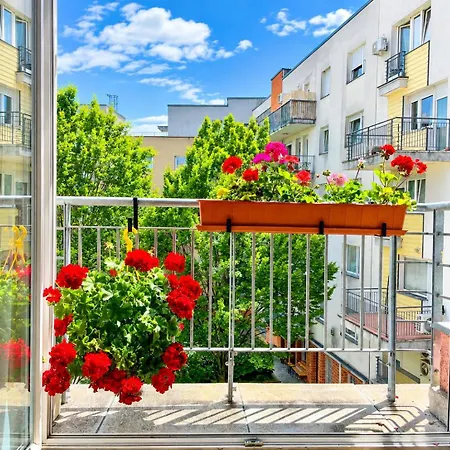 Apartmán Feel Deluxe Corvin # Free Parking # Ac # Elevator