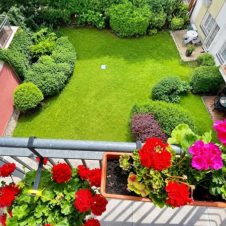 Feel Deluxe Corvin # Free Parking # Ac # Elevator Apartmán